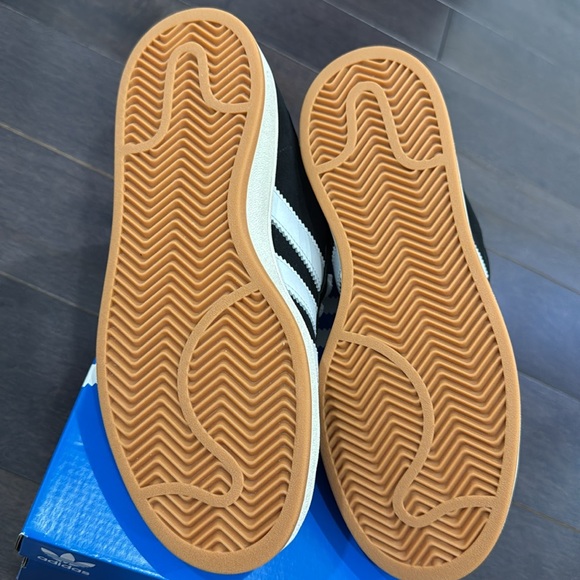 NIB Men’s Adidas Campus Black with White Stripes Size 7.5 - Picture 3 of 4